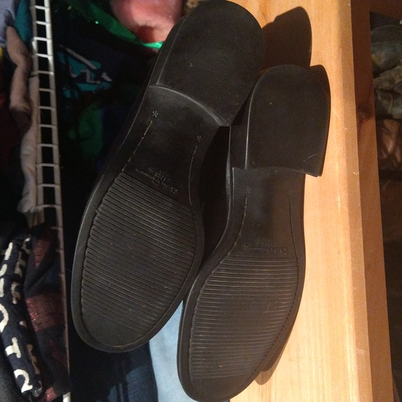 Black Ferragamo Loafers Excellent Condition size 6 to 7? - Picture 7 of 11